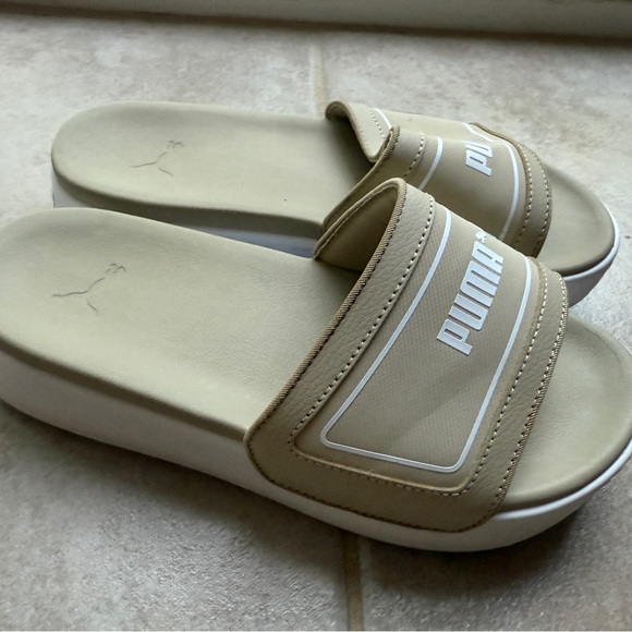 PUMA Platform Beige Neutral Pool Slides Slippers Women’s Size 7 Logo FCNGE-0124 - Picture 1 of 13